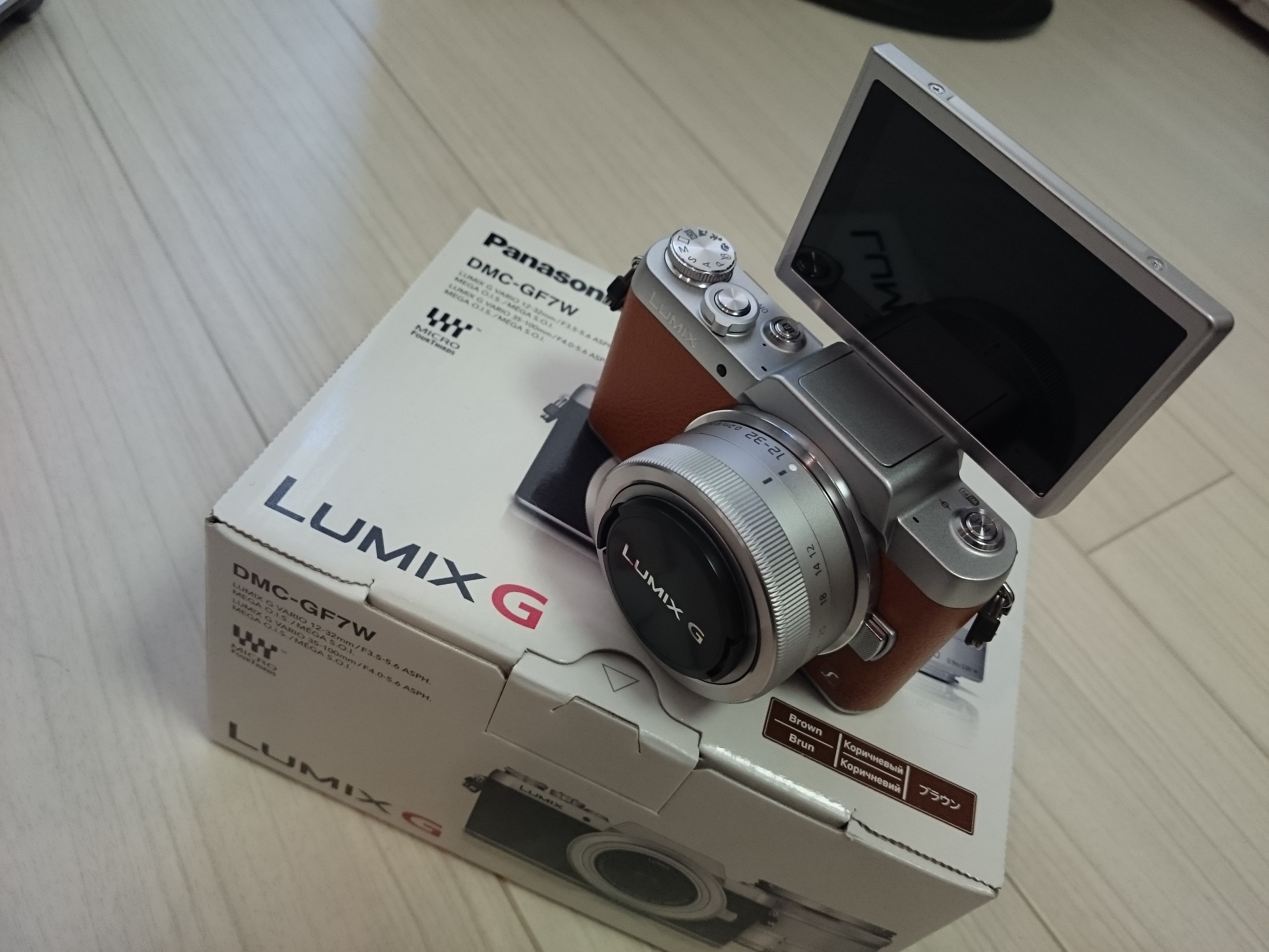 初心者の私が初めてミラーレス一眼カメラ（Panasonic LUMIX DMC-GF7 